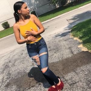 Meet your Posher, Lynnzee